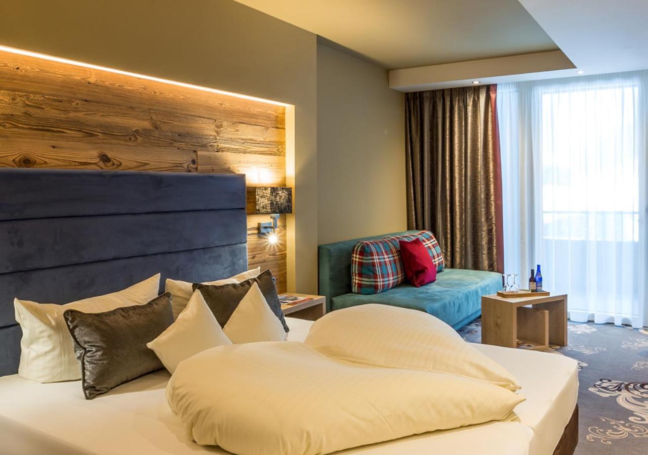 Hotel Bergruh オーベルストドルフ エクステリア 写真