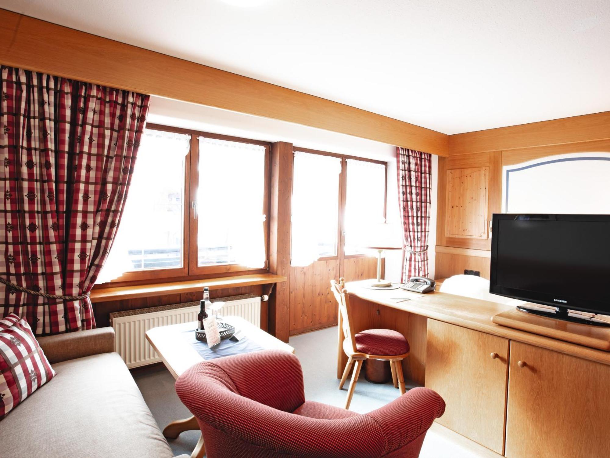 Hotel Bergruh オーベルストドルフ エクステリア 写真