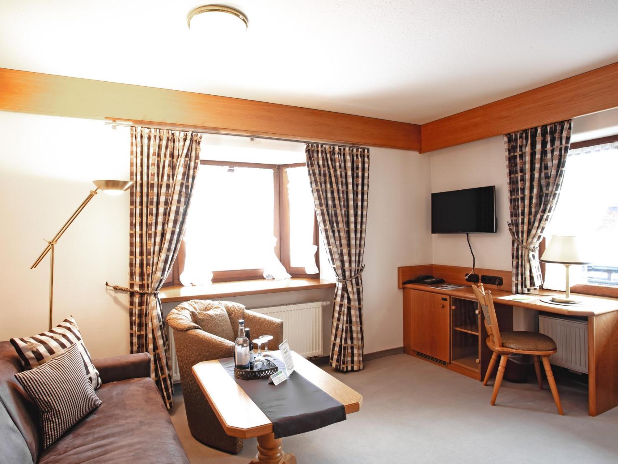 Hotel Bergruh オーベルストドルフ エクステリア 写真