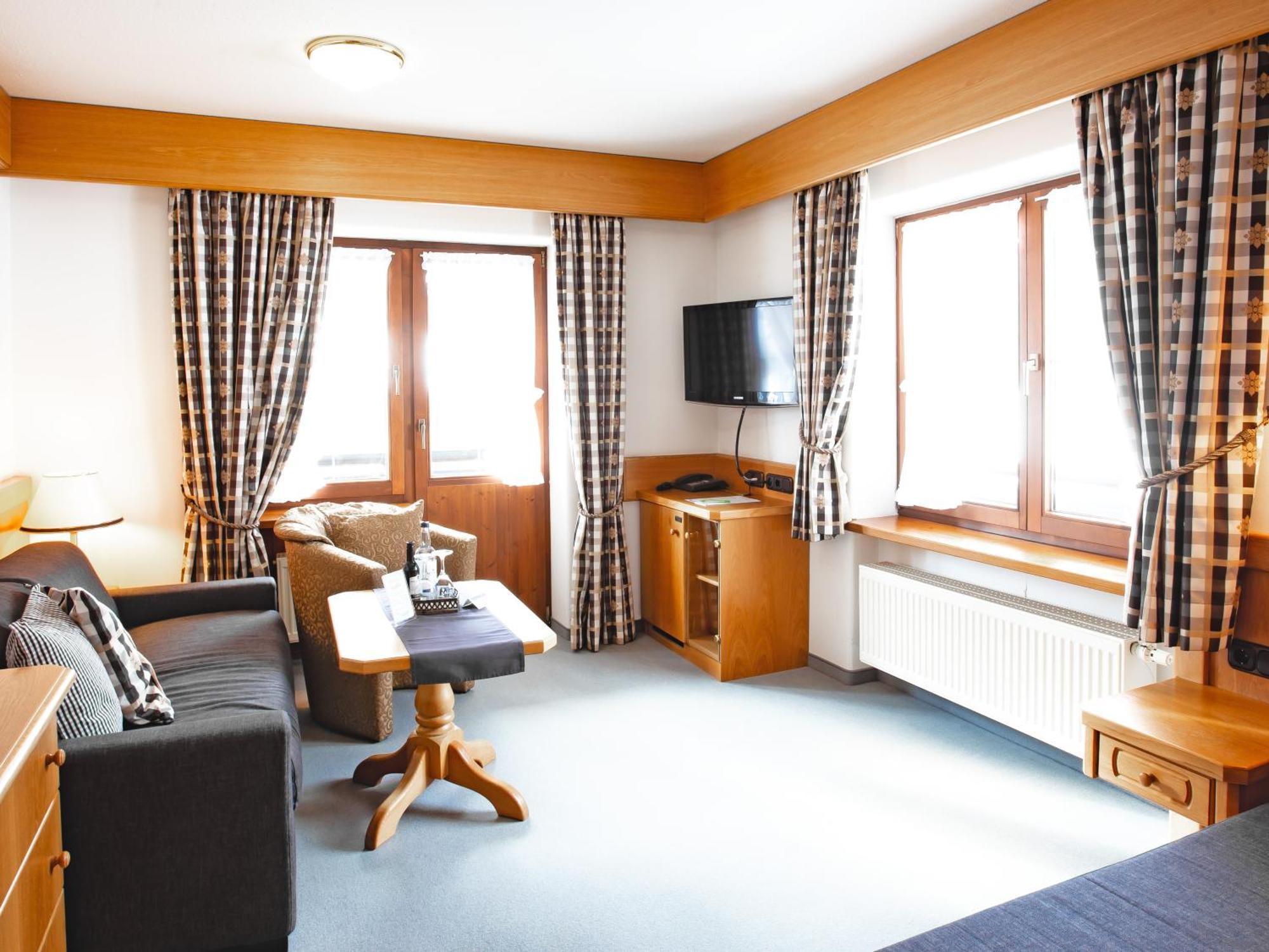 Hotel Bergruh オーベルストドルフ エクステリア 写真